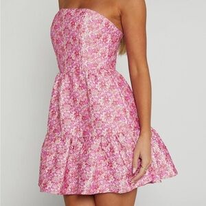 Showpo Brailey Mae Strapless Pink Floral Jacquard Mini Dress Size 8